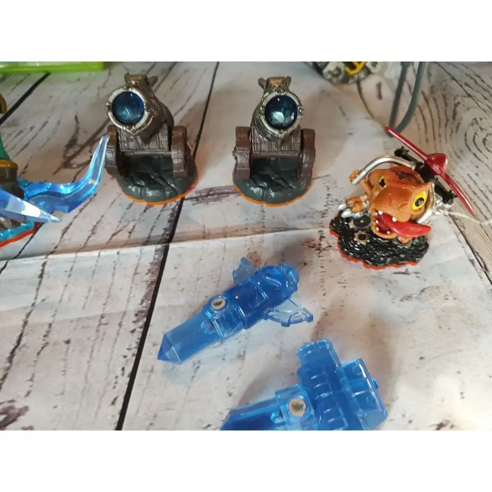 Skylanders Trap Team Game 6 Figures 2 Crystals And Portal Lot